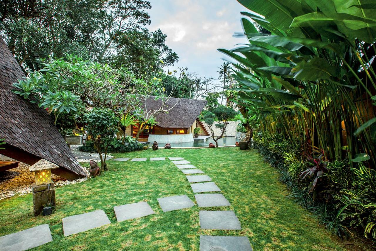 Seminyak Villa Kalyca Экстерьер фото