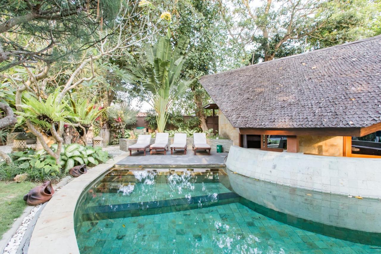 Seminyak Villa Kalyca Экстерьер фото