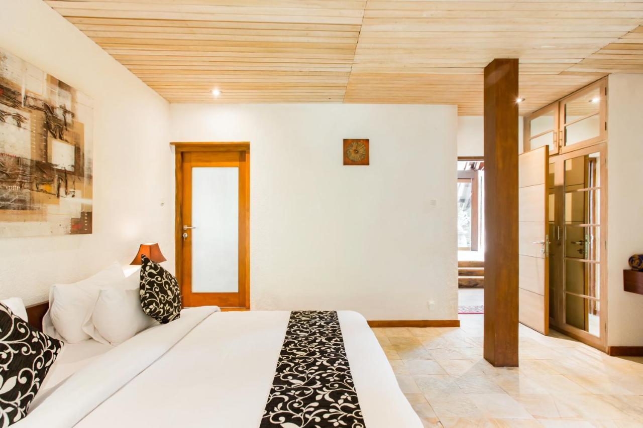 Seminyak Villa Kalyca Экстерьер фото